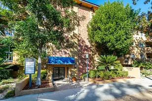 355 S Madison Ave, Pasadena, CA 91101 - Photo 1