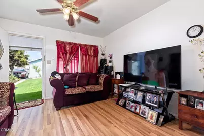 424 W Arbor Vitae Street, Inglewood, CA 90301 - Photo 25