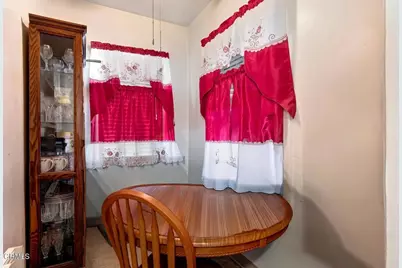 424 W Arbor Vitae Street, Inglewood, CA 90301 - Photo 29