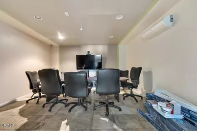 15743 Covello Street, Lake Balboa, CA 91406 - Photo 31