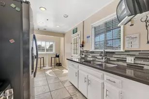 15743 Covello St, Lake Balboa, CA 91406 - Photo 13