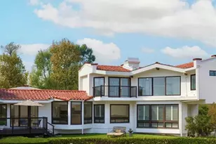 8 Burrell Ln, Rancho Palos Verdes, CA 90275 - Photo 5