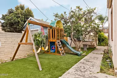 426 W Arbor Vitae Street, Inglewood, CA 90301 - Photo 17