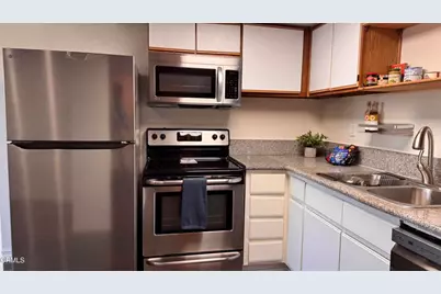 1450 Locust Avenue #425, Long Beach, CA 90813 - Photo 1