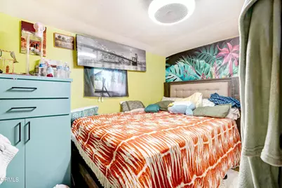 352 W 59th Place, Los Angeles, CA 90003 - Photo 29