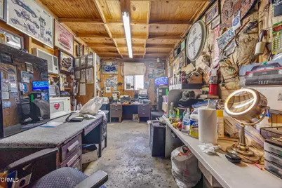 2455 E 52nd Street, Vernon, CA 90058 - Photo 13