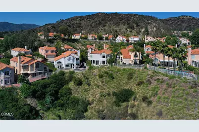 925 Calle Del Pacifico, Glendale, CA 91208 - Photo 35