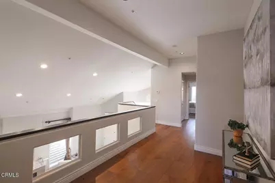 925 Calle Del Pacifico, Glendale, CA 91208 - Photo 23