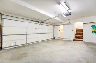 394 S Los Robles Ave, Pasadena, CA 91101 - Photo 15