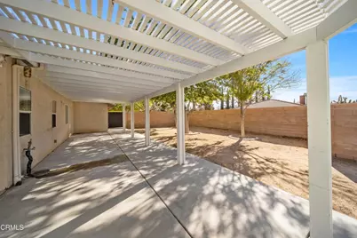 20385 Eyota Road, Apple Valley, CA 92308 - Photo 21
