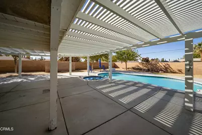 20385 Eyota Road, Apple Valley, CA 92308 - Photo 23