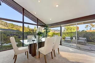 1345 Carnarvon Dr, Pasadena, CA 91103 - Photo 11