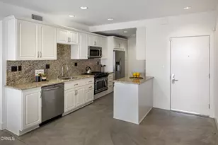 133 S Los Robles Ave, Pasadena, CA 91101 - Photo 3