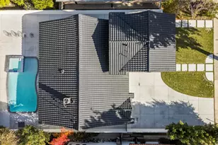 14145 Weddington St, Sherman Oaks, CA 91401 - Photo 47