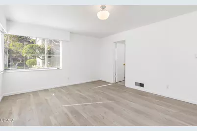 938 S Orange Grove Boulevard #C, Pasadena, CA 91105 - Photo 17