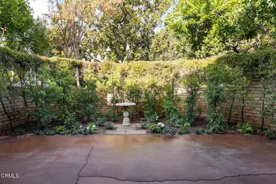 938 S Orange Grove Boulevard #C, Pasadena, CA 91105 - Photo 1