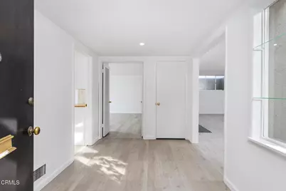 938 S Orange Grove Boulevard #C, Pasadena, CA 91105 - Photo 5