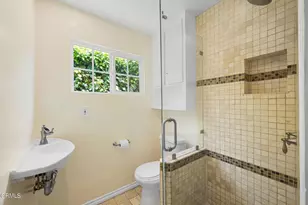 17149 Bullock St, Los Angeles, CA 91316 - Photo 19