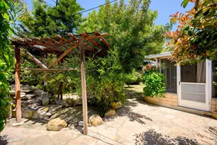 17149 Bullock St, Los Angeles, CA 91316 - Photo 29