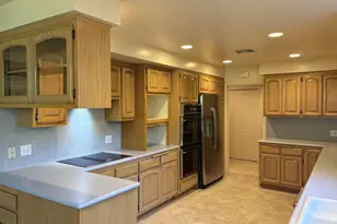 1920 N Altadena Dr, Pasadena, CA 91107 - Photo 7