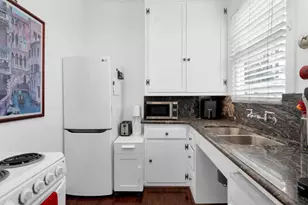 128 Lime Ave, Long Beach, CA 90802 - Photo 11