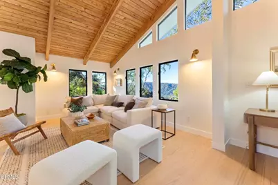 5578 Terrace Drive, La Crescenta, CA 91214 - Photo 31