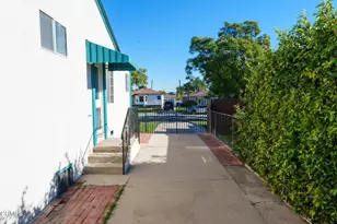 341 Morris Pl, Montebello, CA 90640 - Photo 27