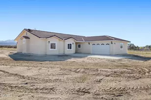 10824 E Avenue S, Littlerock, CA 93543 - Photo 1