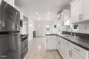 1047 E Brenner Pl, Long Beach, CA 90813 - Photo 11