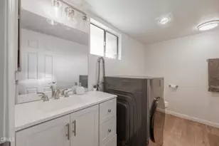 8801 Willis Ave, Los Angeles, CA 91402 - Photo 9