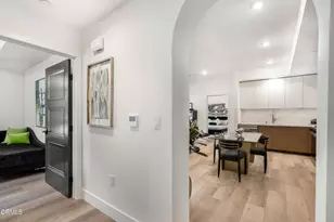 139 S Oak Knoll Ave, Pasadena, CA 91101 - Photo 15