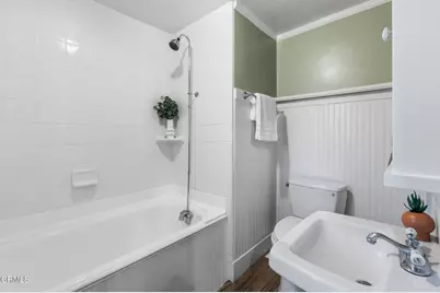 111 S Wilton Place, Los Angeles, CA 90004 - Photo 29