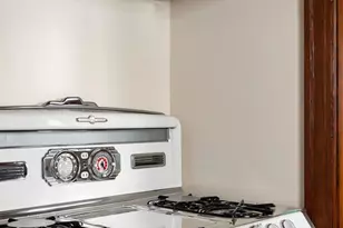 750 N Edinburgh Ave, Los Angeles, CA 90046 - Photo 33