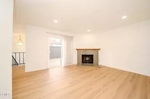 15550 Crestview Ln, Granada Hills, CA 91344 - Photo 3