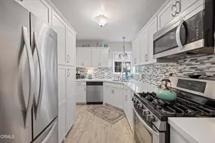 10338 Oro Vista Ave, Sunland, CA 91040 - Photo 7