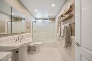 9263 La Shell Dr, Tujunga, CA 91042 - Photo 35