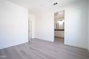 27285 Blue Spruce Pl, Valencia, CA 91354 - Photo 21