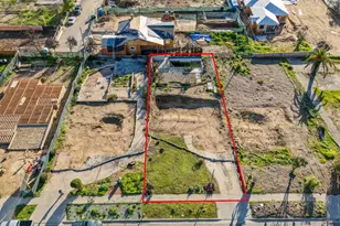 70 W Las Flores Dr, Altadena, CA 91001 - Photo 3