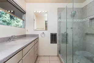 670 Westbridge Pl, Pasadena, CA 91105 - Photo 13