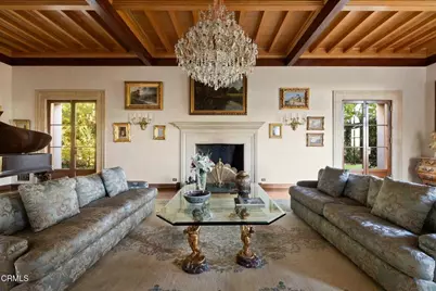 262 S San Rafael Avenue, Pasadena, CA 91105 - Photo 15