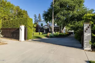 1052 New York Dr, Altadena, CA 91001 - Photo 5