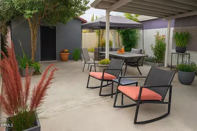 1954 E 112th Street, Los Angeles, CA 90059 - Photo 9