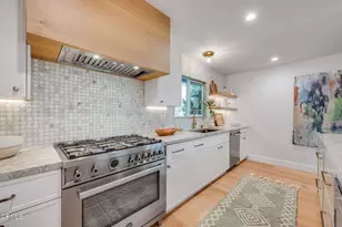 1920 Maiden Ln, Altadena, CA 91001 - Photo 9