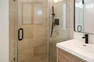 9617 Oak Pass Rd, Beverly Hills, CA 90210 - Photo 63