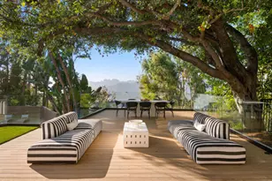 9617 Oak Pass Rd, Beverly Hills, CA 90210 - Photo 1