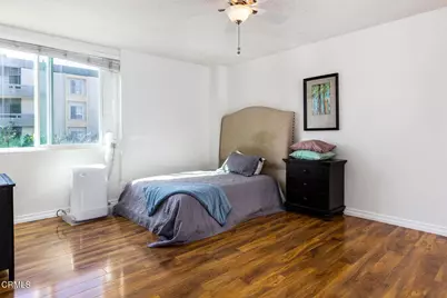 540 Kelton Avenue #201, Los Angeles, CA 90024 - Photo 13