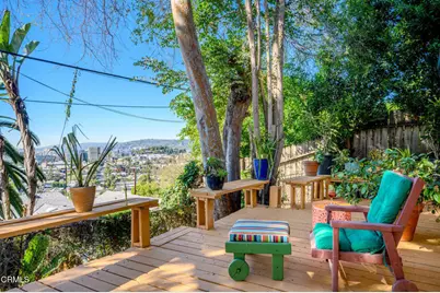 3864 Clayton Avenue, Los Angeles, CA 90027 - Photo 11