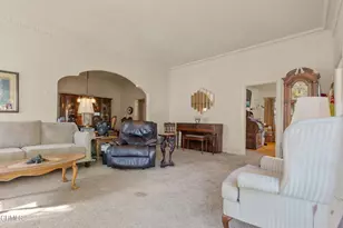 1443 Dorothy Dr, Glendale, CA 91202 - Photo 9