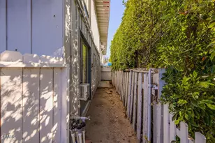 318 S Canyon Blvd, Monrovia, CA 91016 - Photo 13