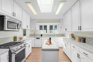 907 N Stoneman Ave, Alhambra, CA 91801 - Photo 3